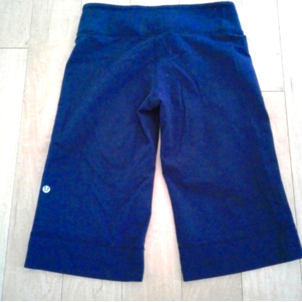 Lululemon astro Wunder under Crop track sweat pants Size 4 training Gym Yoga 14"